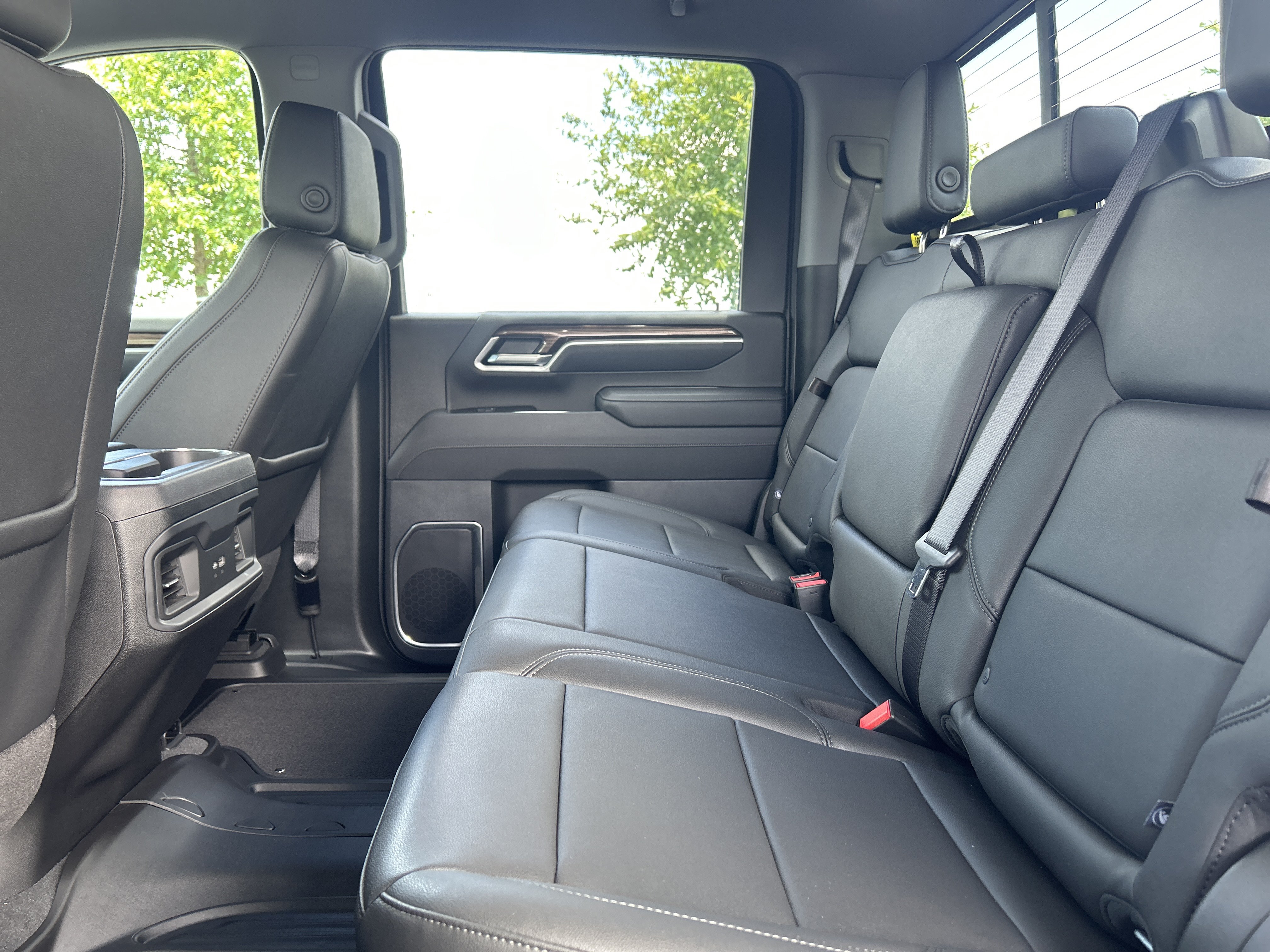 Used 2025 Chevrolet Silverado 2500 LT w/ Trail Boss Package AWD/4WD image 26