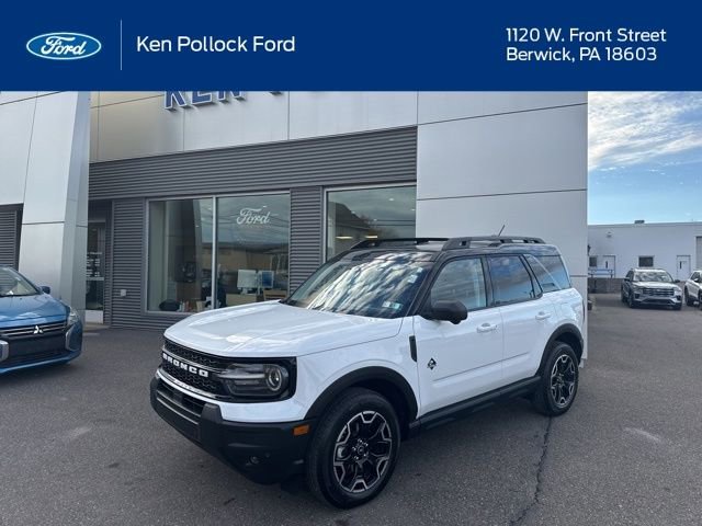 New 2025 Ford Bronco Sport Outer Banks w/ Outer Banks Tech Package+ AWD/4WD image 1