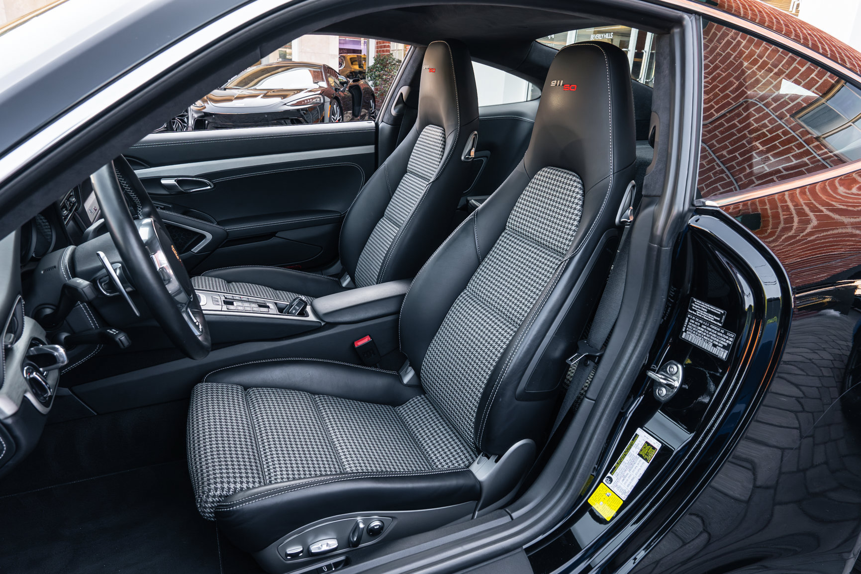 Used 2014 Porsche 911 50th Anniversary Edition RWD image 15