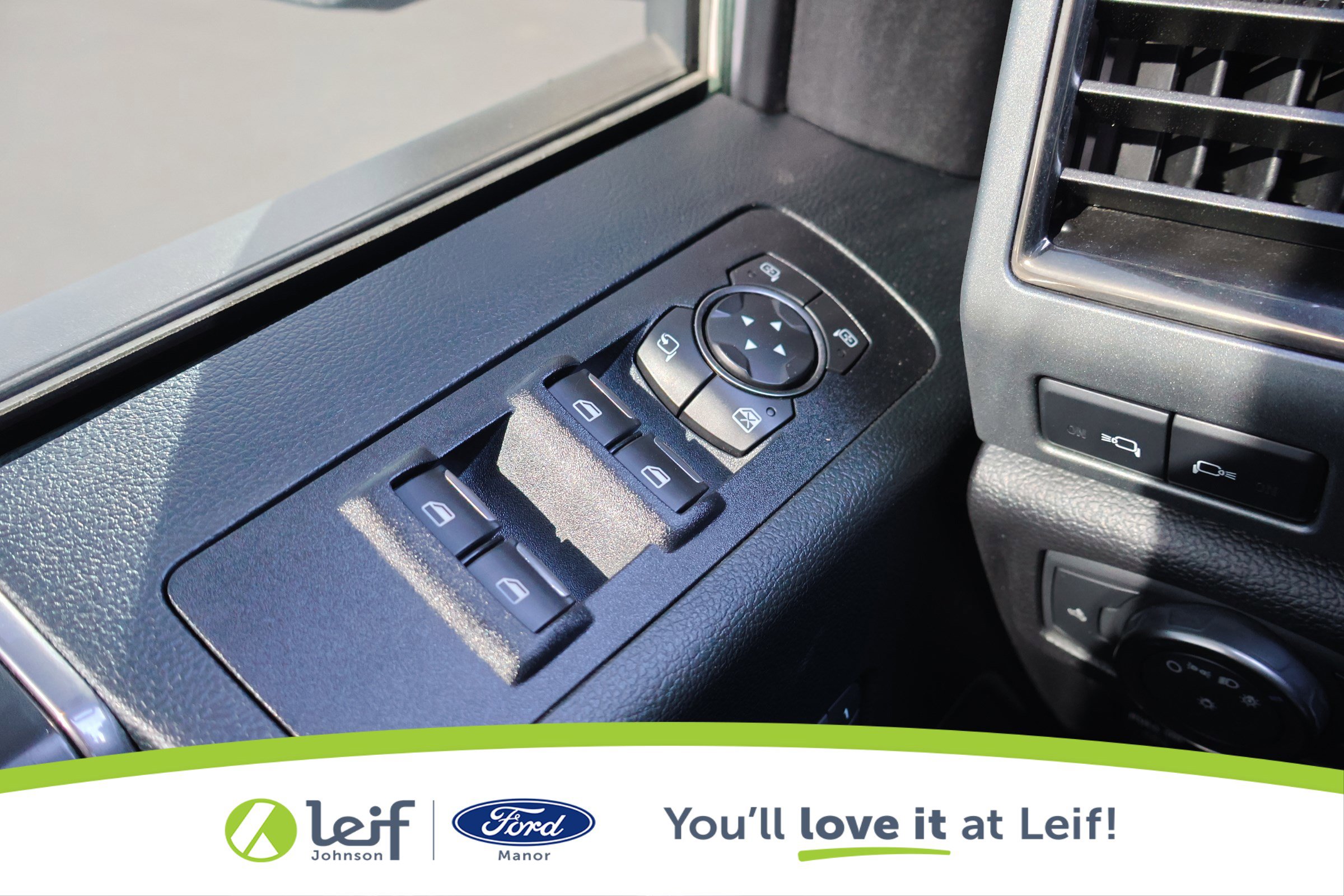 Used 2019 Ford F150 Raptor w/ Equipment Group 802A Luxury image 16