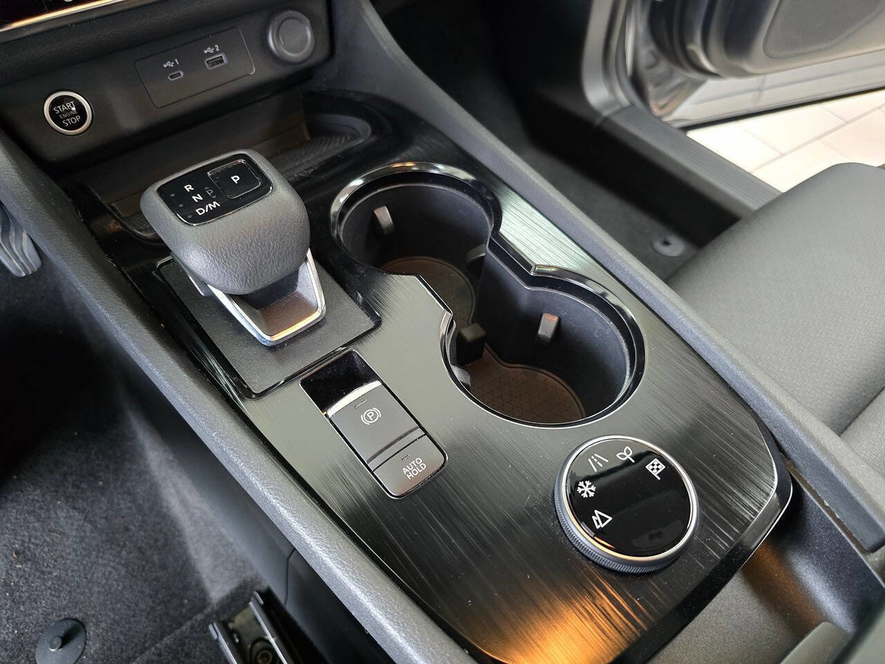 Used 2023 Nissan Rogue SV w/ SV Premium B Package image 37