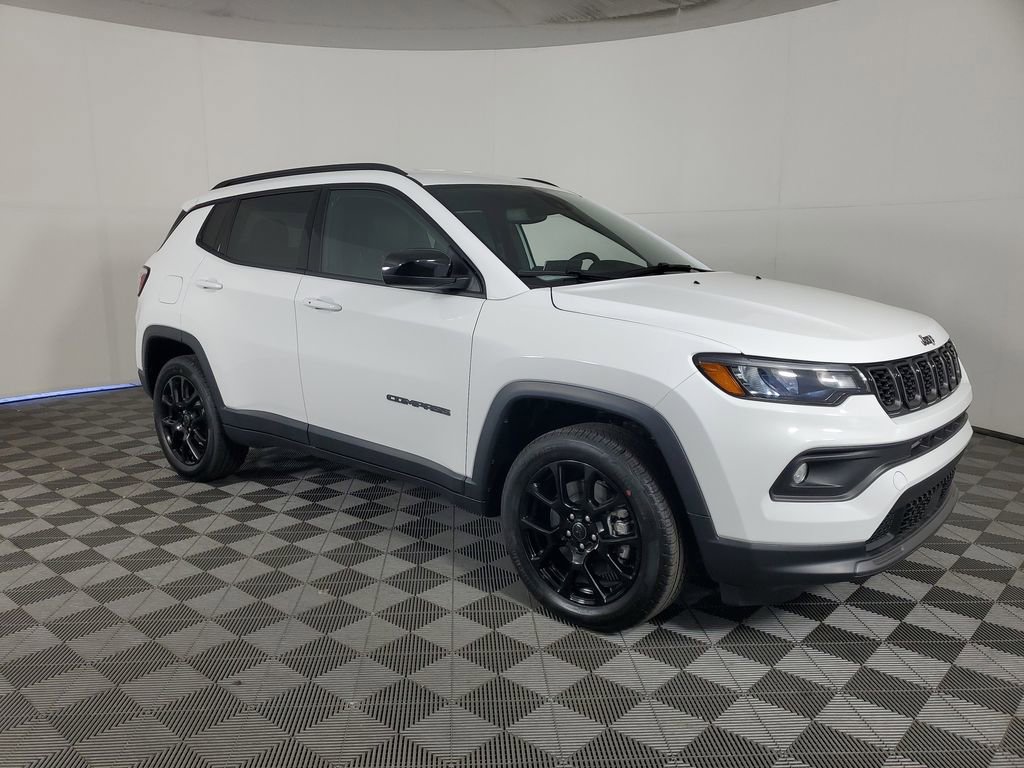 New 2026 Jeep Compass Latitude image 2