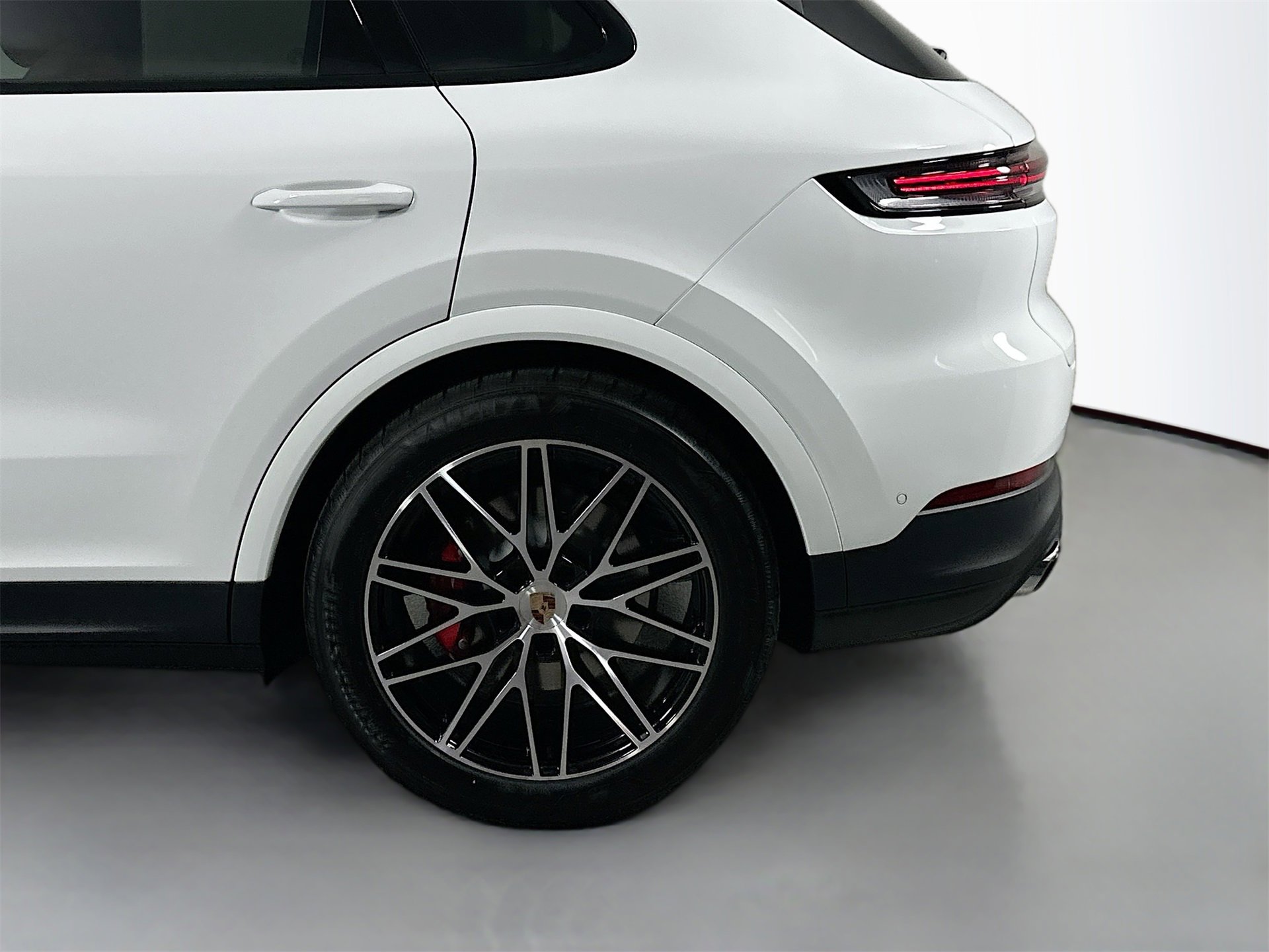New 2026 Porsche Cayenne S image 12