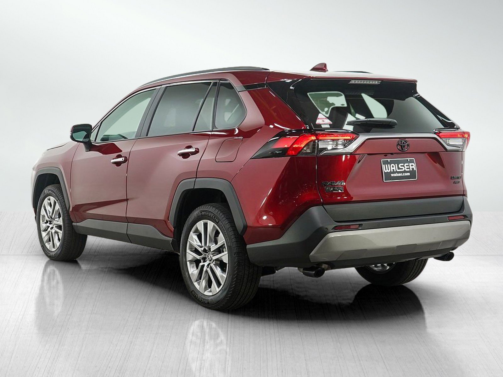 Used 2025 Toyota RAV4 Limited w/ Advanced Technology Package AWD/4WD image 3