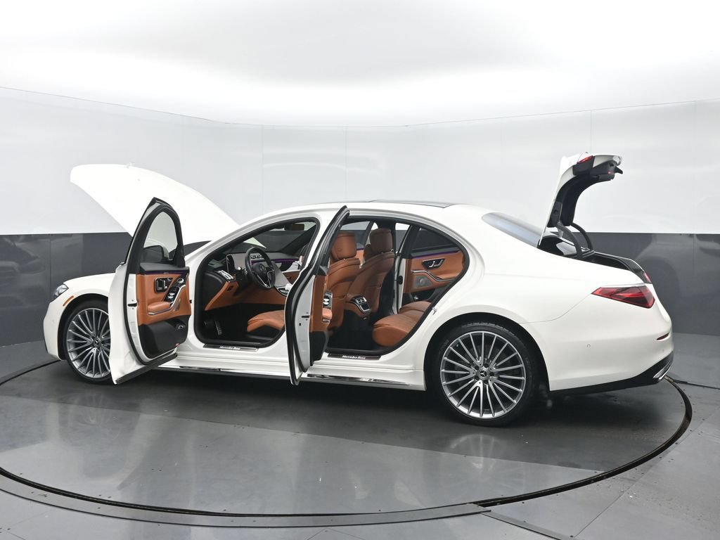 Used 2022 Mercedes-Benz S 580 4MATIC Sedan image 39