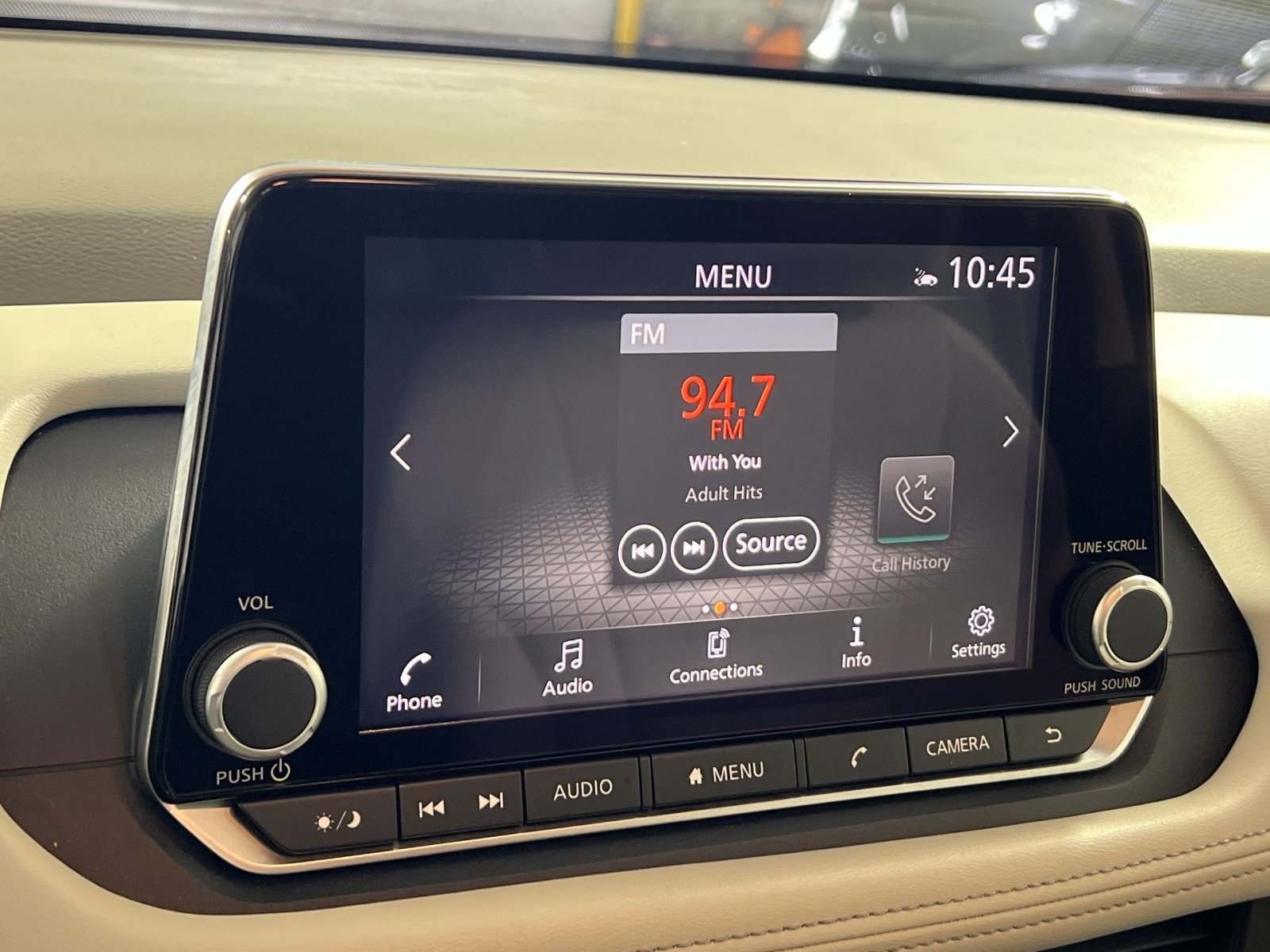 Used 2025 Nissan Rogue SV image 20