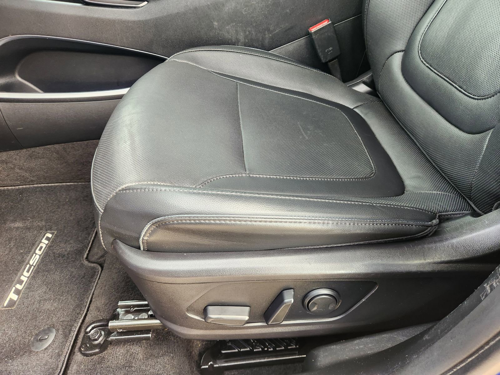 Used 2022 Hyundai Tucson Limited FWD image 24