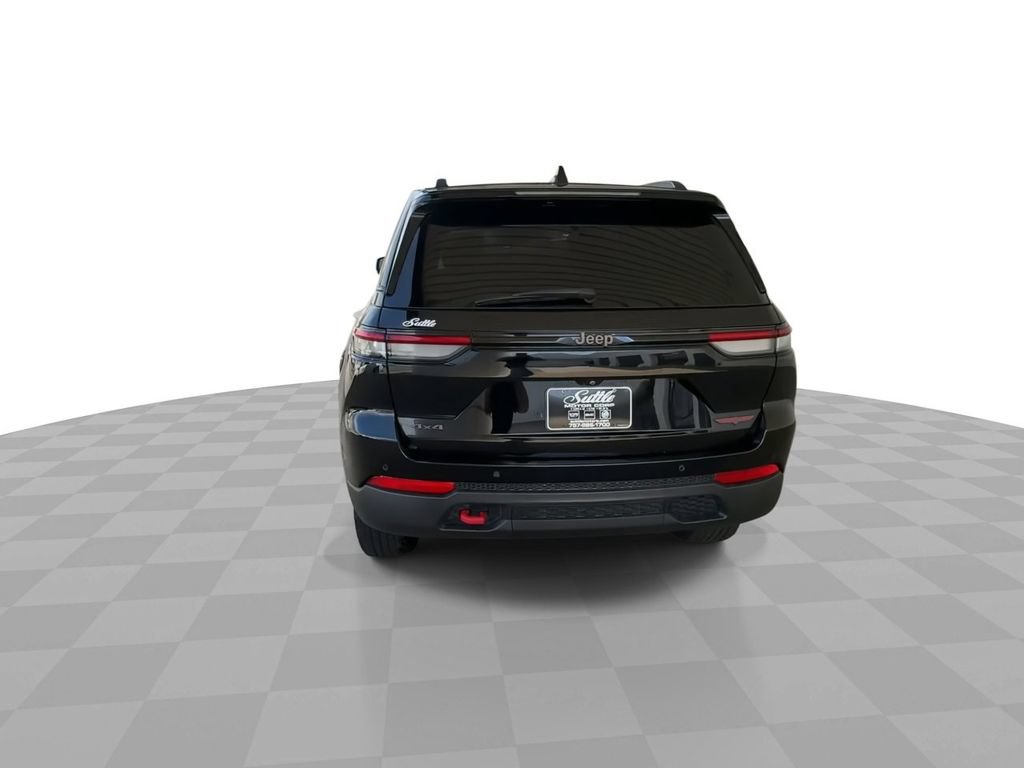 Used 2022 Jeep Grand Cherokee Trailhawk AWD/4WD image 7