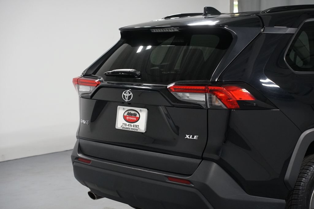 Certified 2025 Toyota RAV4 XLE FWD image 9