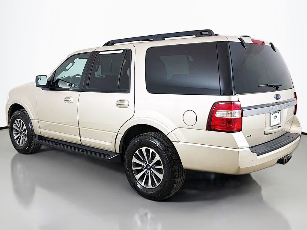 Used 2017 Ford Expedition XLT w/ Equipment Group 201A AWD/4WD image 6