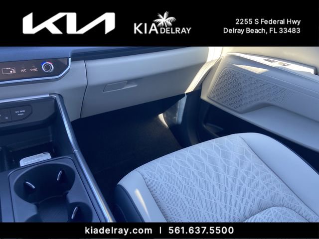 New 2026 Kia Carnival SX image 15