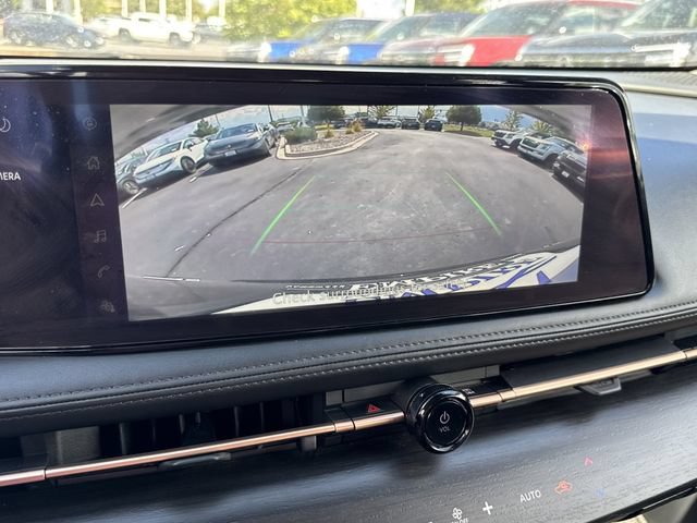 Certified 2023 Nissan Ariya AWD image 33