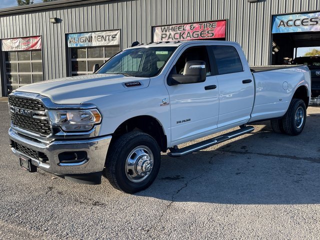 Used 2024 RAM 3500 Big Horn image 3