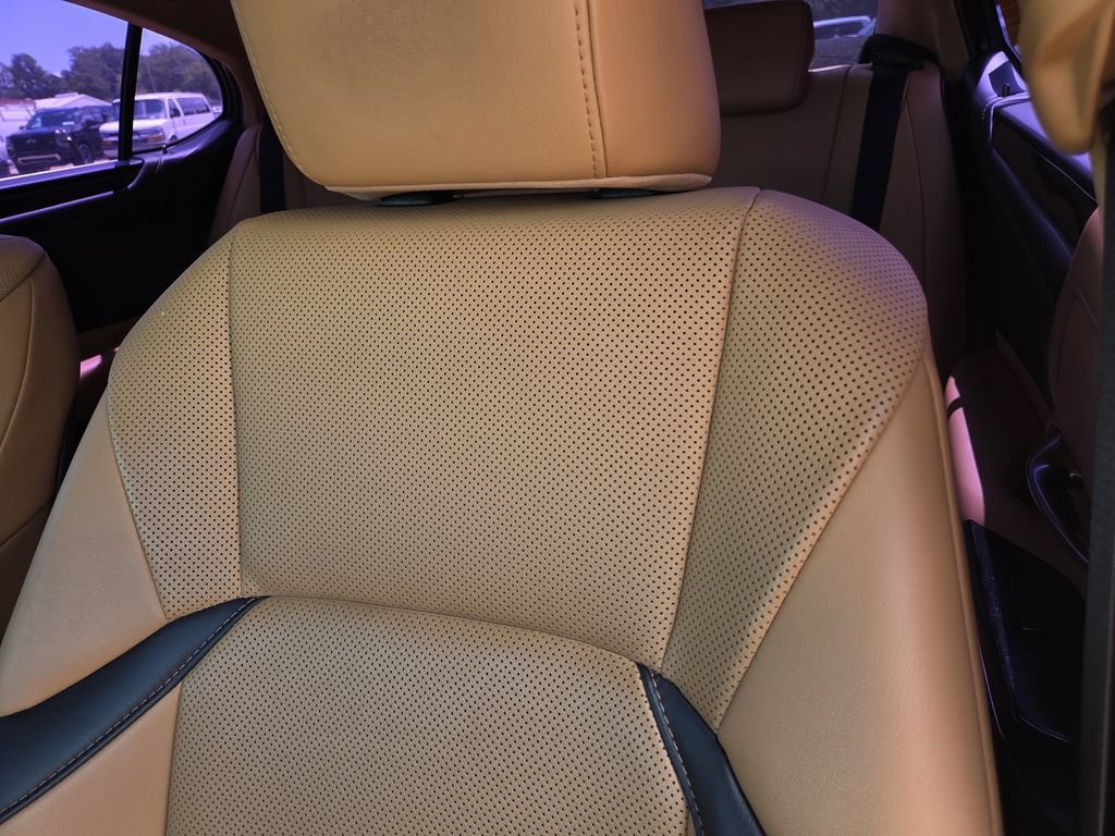 Used 2022 Lexus ES 350 w/ Accessory Package 2 FWD image 17