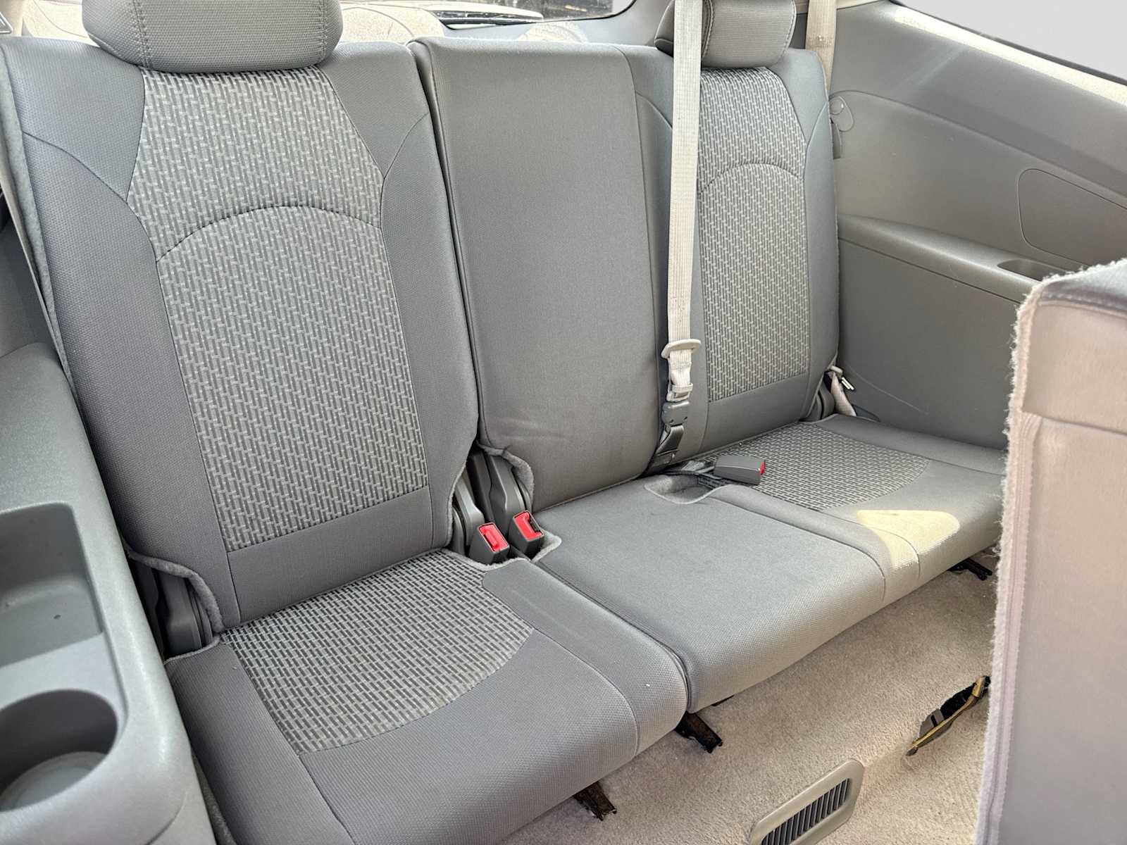 Used 2012 Chevrolet Traverse LS FWD image 21