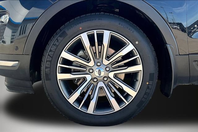 Used 2019 Ford Explorer Platinum AWD/4WD image 35