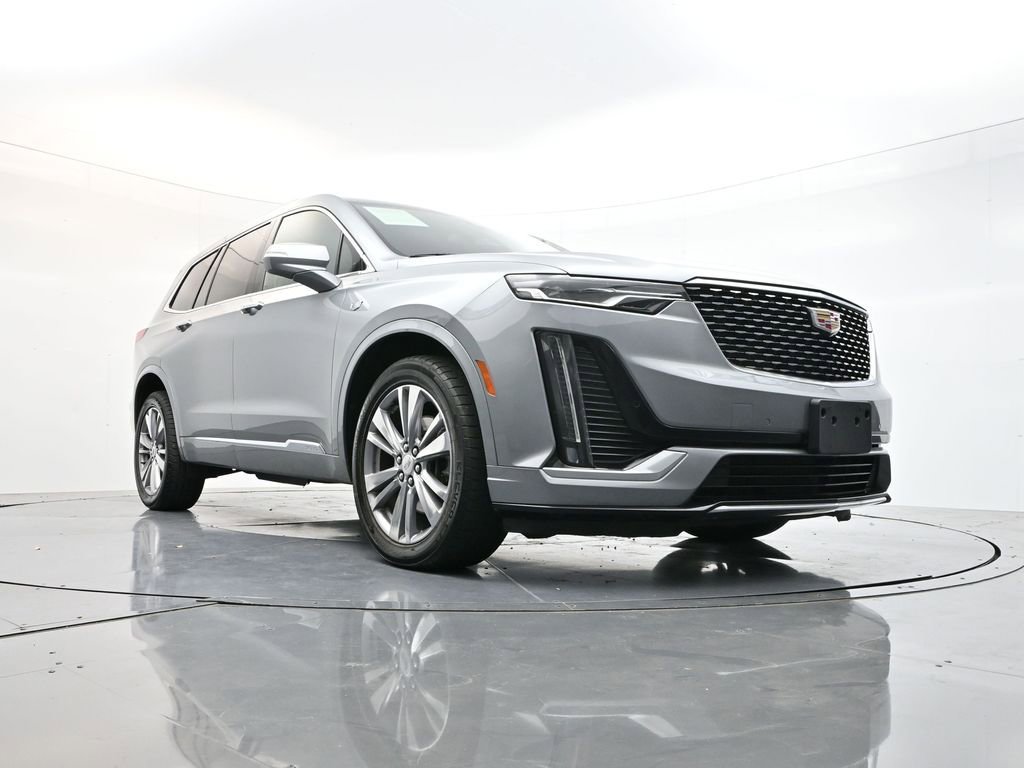 Used 2023 Cadillac XT6 Premium Luxury image 38
