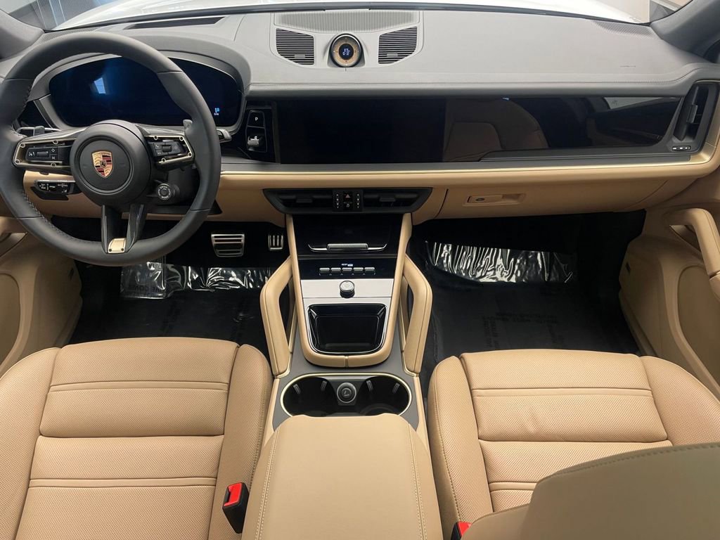 Used 2026 Porsche Cayenne S AWD/4WD image 16