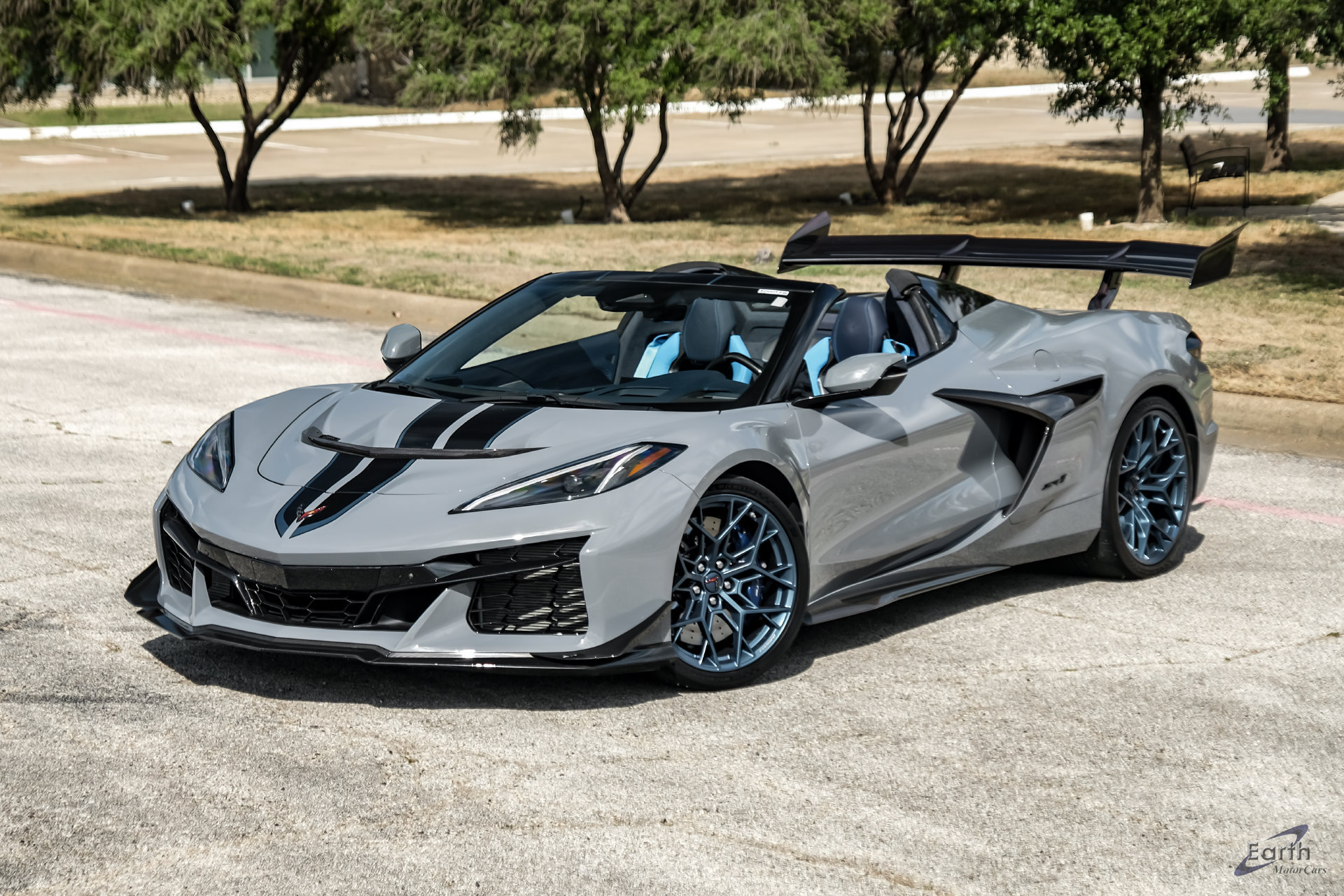 Used 2025 Chevrolet Corvette ZR1 w/ ZR1 Carbon Fiber Aero Package RWD image 6