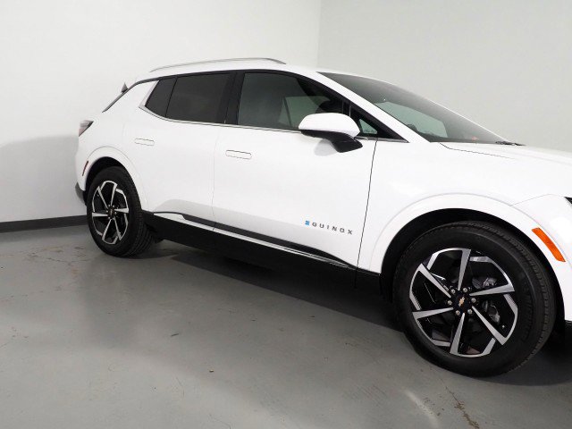 Used 2024 Chevrolet Equinox EV LT image 50