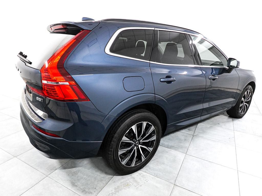 Used 2023 Volvo XC60 B5 Core w/ Climate Package AWD/4WD image 7