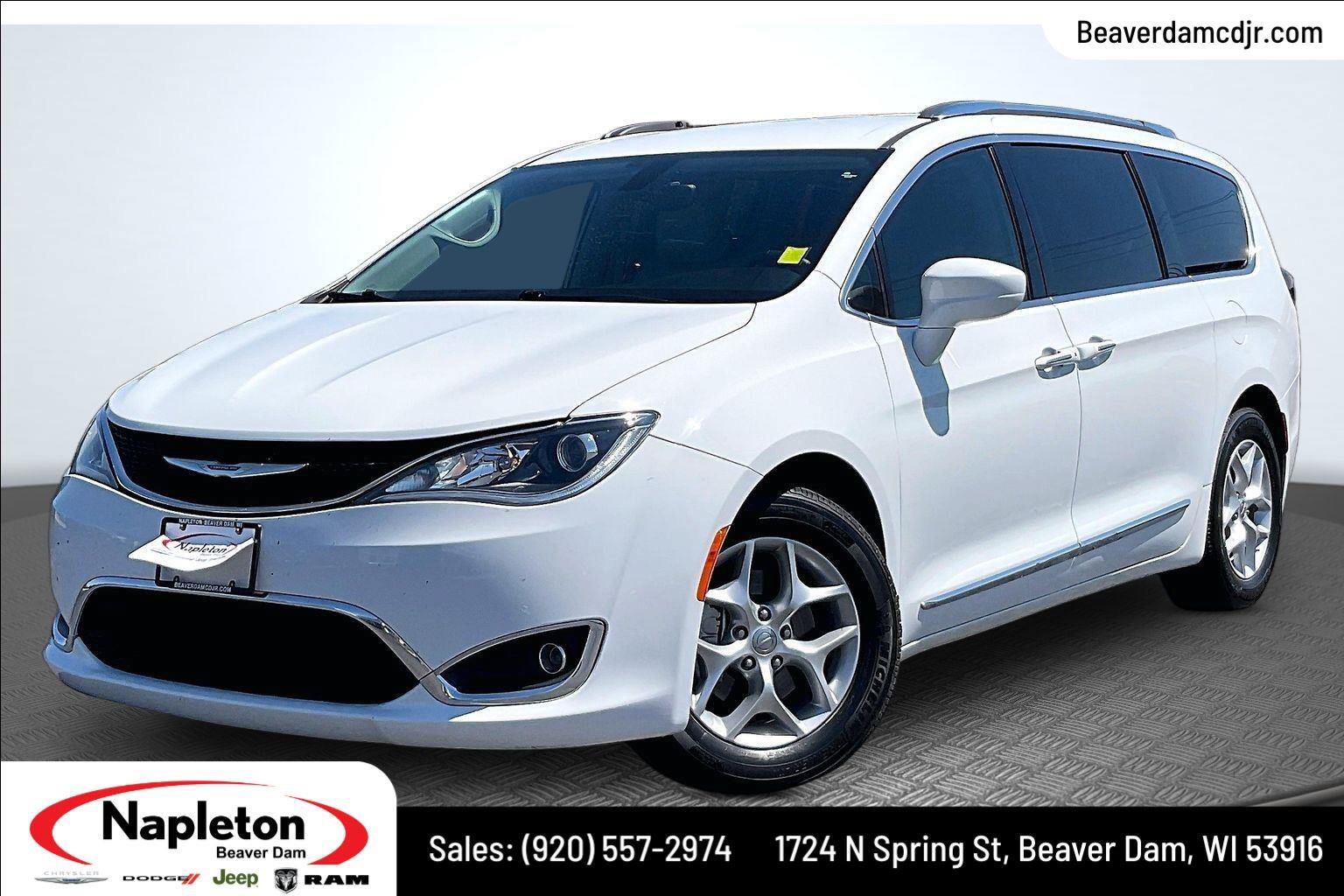 Used 2017 Chrysler Pacifica Touring-L Plus w/ Tire & Wheel Group FWD video 1