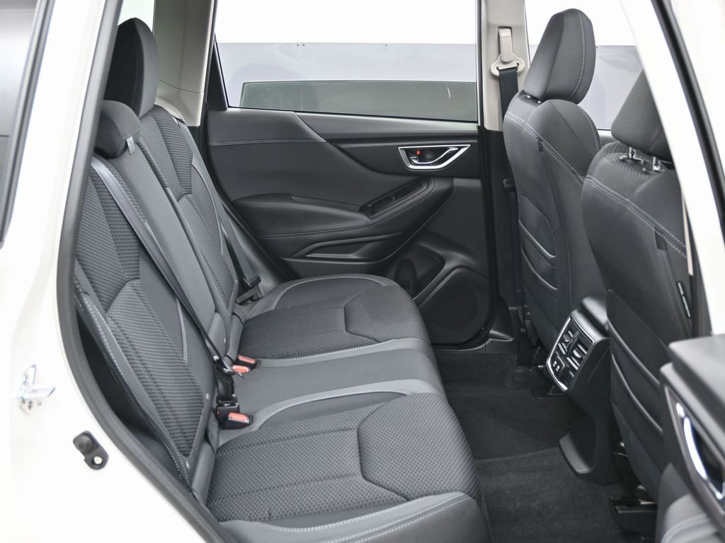 Used 2024 Subaru Forester Premium image 34