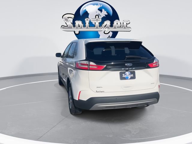 Used 2023 Ford Edge SEL image 8