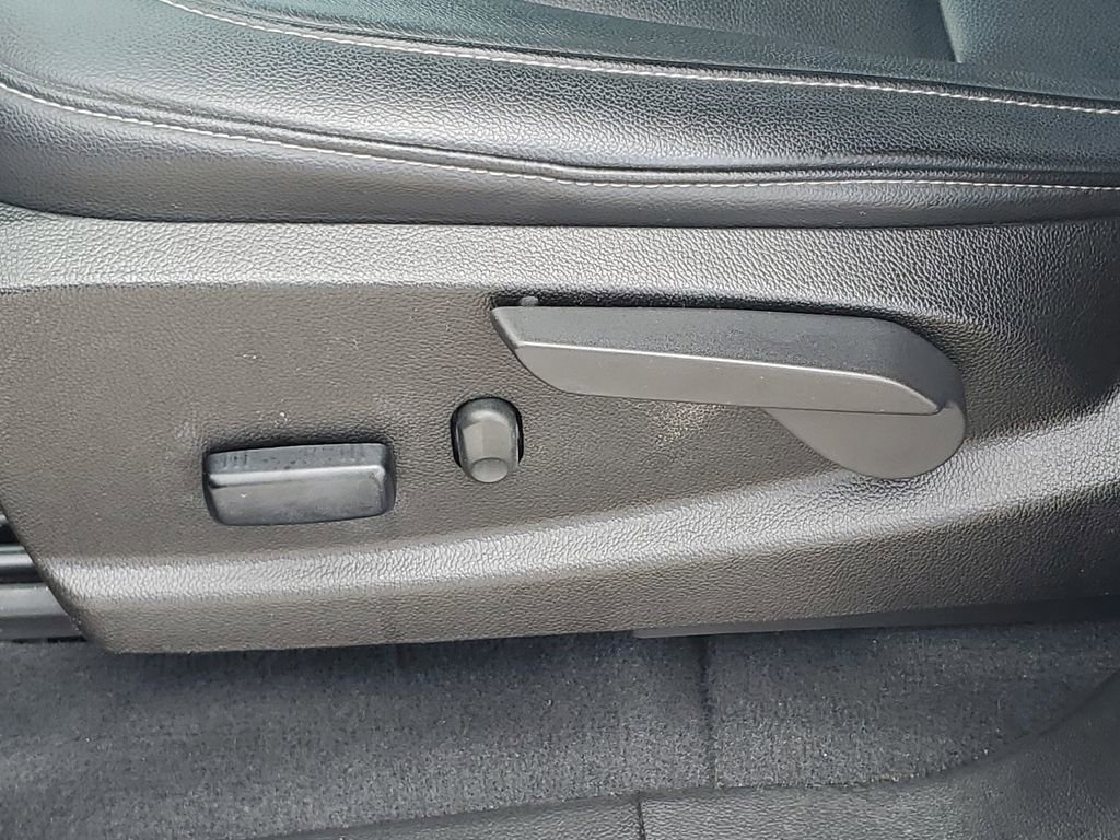 Certified 2022 GMC Canyon Elevation w/ Elevation Premium Package image 24