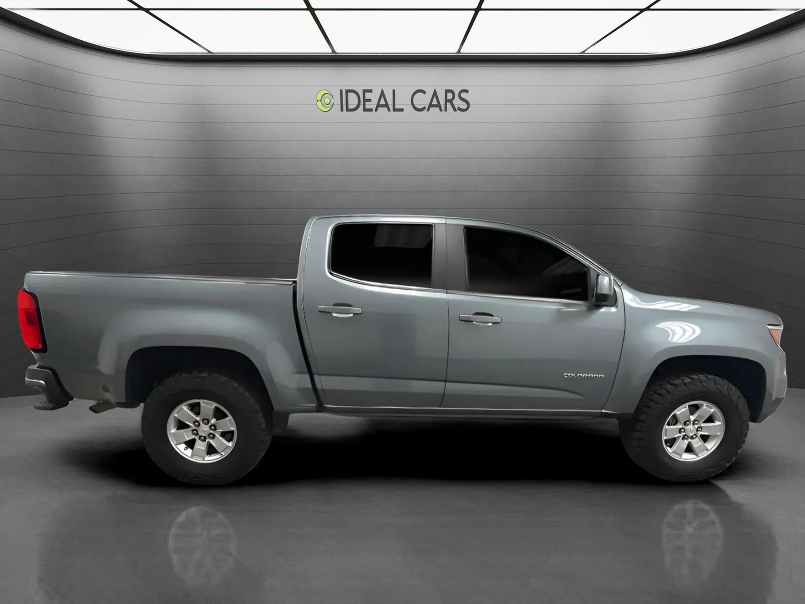 Used 2020 Chevrolet Colorado W/T w/ WT Convenience Package RWD image 4