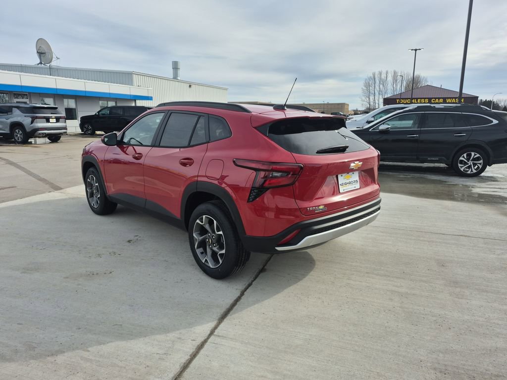 New 2026 Chevrolet Trax LT w/ LT Convenience Package image 3