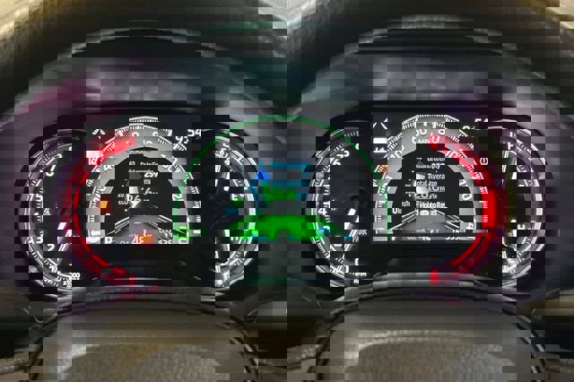 Certified 2025 Toyota RAV4 LE image 29