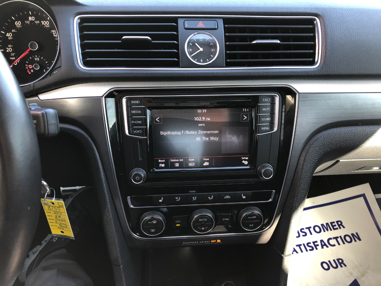 Used 2017 Volkswagen Passat 1.8T R-Line image 17