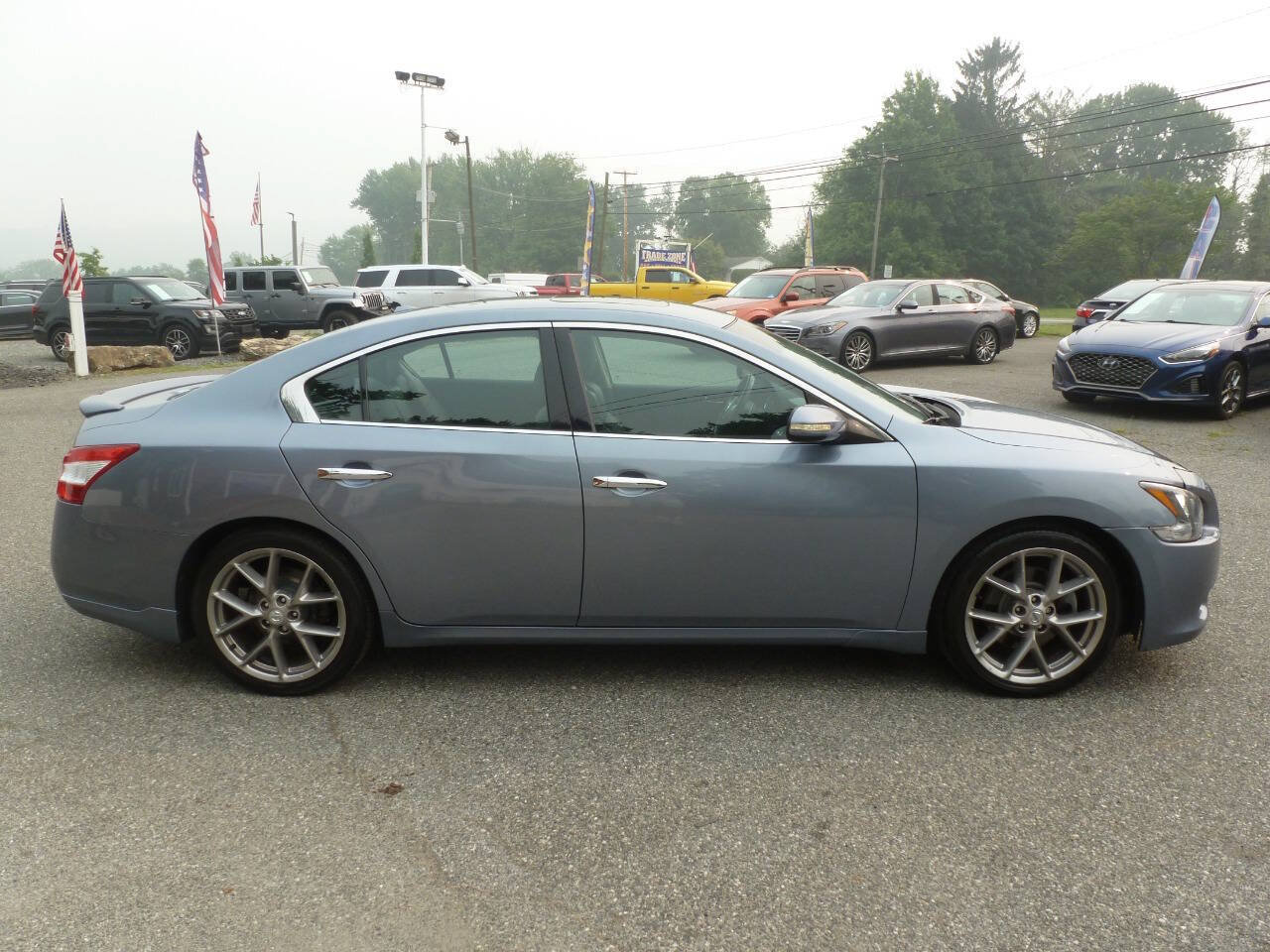 Used 2011 Nissan Maxima 3.5 SV w/ Sport Pkg FWD image 4
