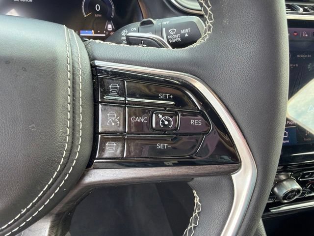 Used 2023 Jeep Grand Cherokee L Overland AWD/4WD image 30