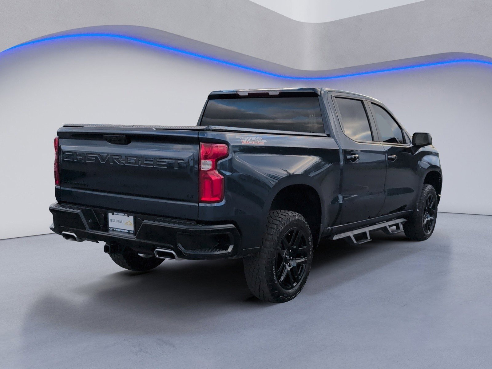 Used 2023 Chevrolet Silverado 1500 LT Trail Boss w/ Protection Package image 9