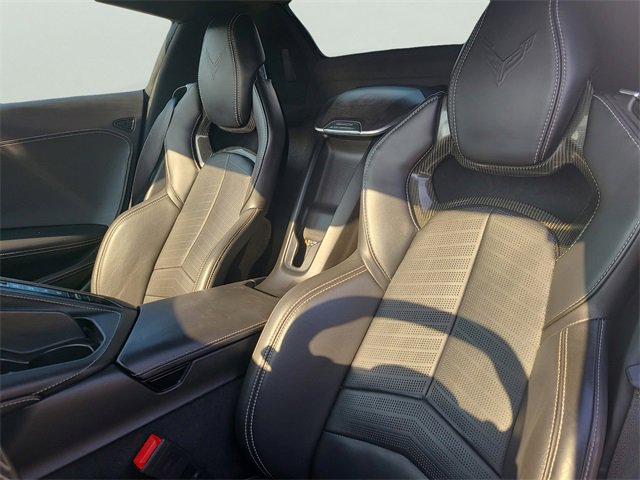 Used 2021 Chevrolet Corvette Stingray Premium Conv w/ Z51 Performance Package image 16