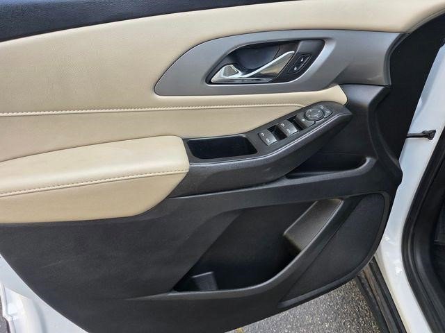 Certified 2023 Chevrolet Traverse LS w/ LPO, Cargo Package FWD image 8