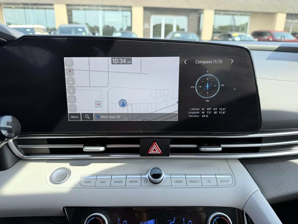 Certified 2023 Hyundai Elantra Limited FWD image 23