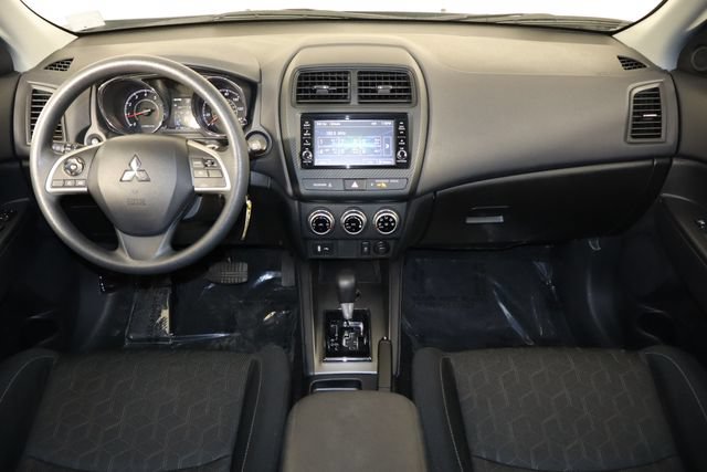 Used 2025 Mitsubishi Outlander Sport ES AWD/4WD image 14