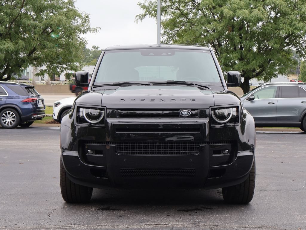 New 2026 Land Rover Defender 130 V8 AWD/4WD image 2