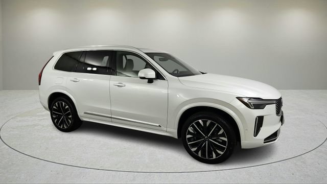 New 2026 Volvo XC90 T8 Plus w/ Protection Package Premier AWD/4WD image 2