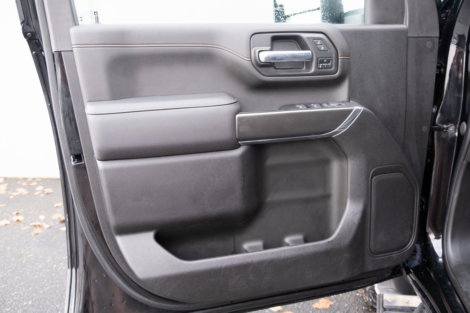 Used 2023 GMC Sierra 2500 AT4 w/ Gooseneck/5TH Wheel Package image 13