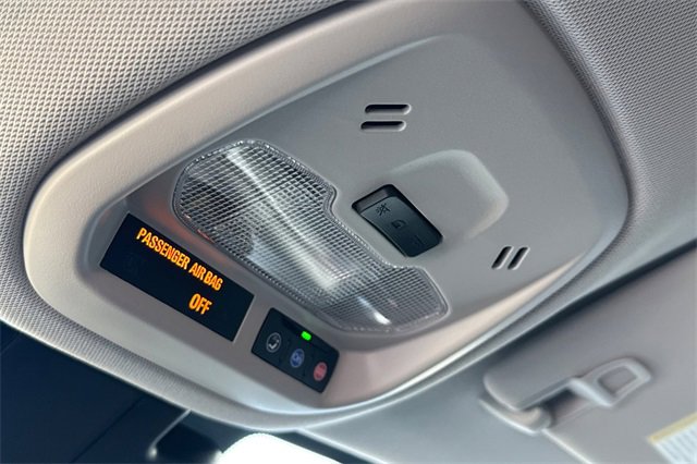 Used 2025 Chevrolet Trax ACTIV w/ Driver Confidence Package image 24