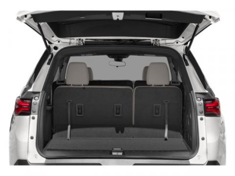 Certified 2023 Chevrolet Traverse LT FWD image 14