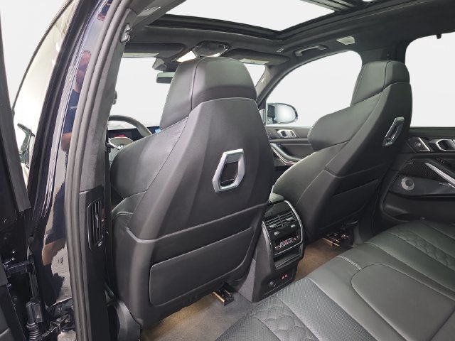 Used 2026 BMW X5 M Competition w/ Executive Package AWD/4WD image 12