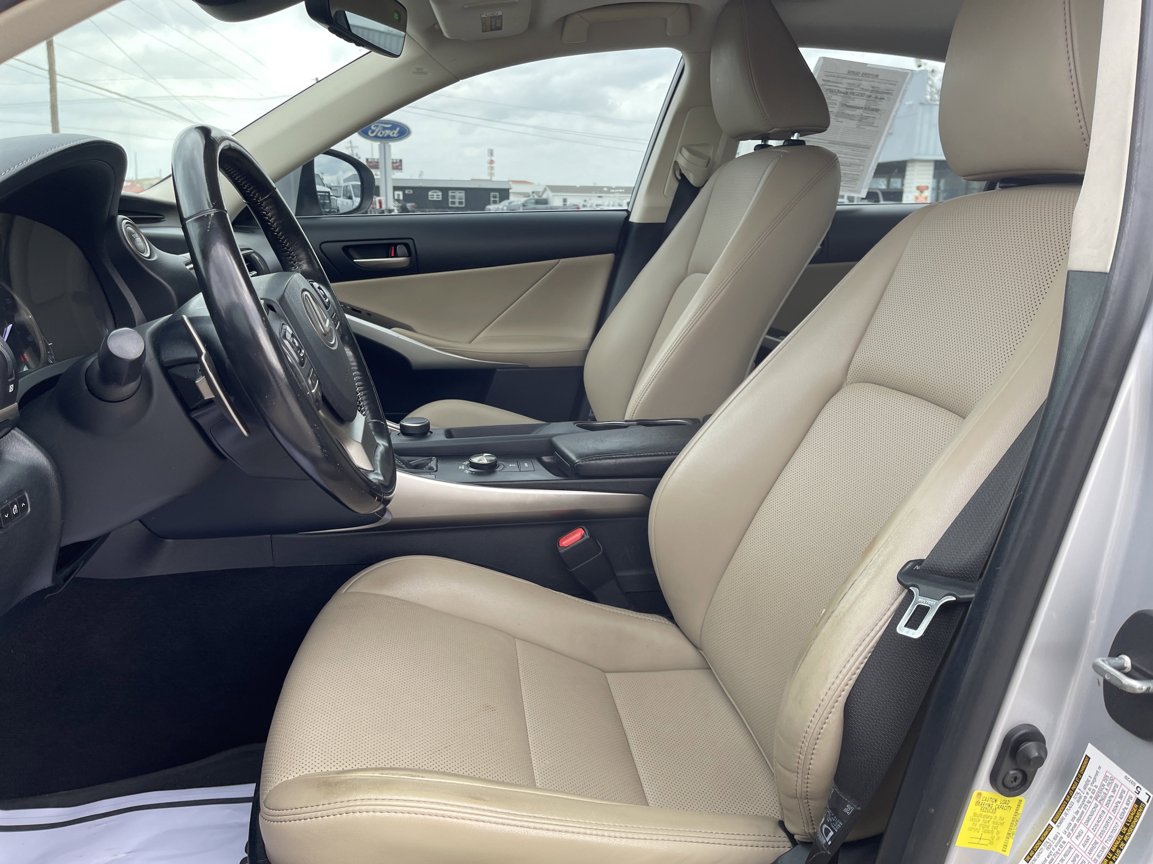 Used 2017 Lexus IS 200t 200t image 35