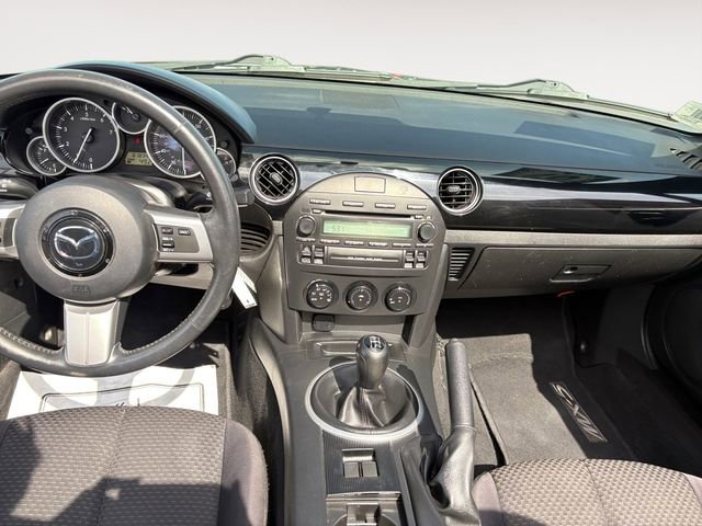 Used 2007 MAZDA MX-5 Miata Sport w/ Convenience Pkg RWD image 11