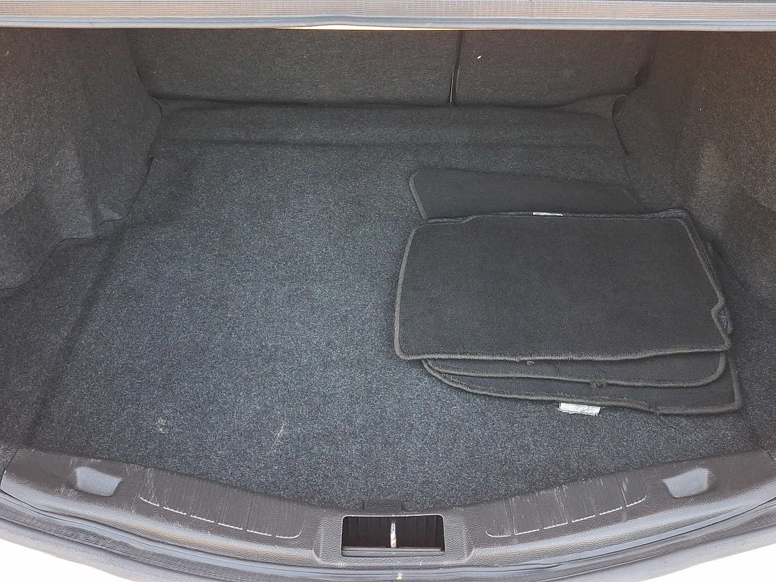 Used 2016 Ford Fusion Titanium FWD image 29