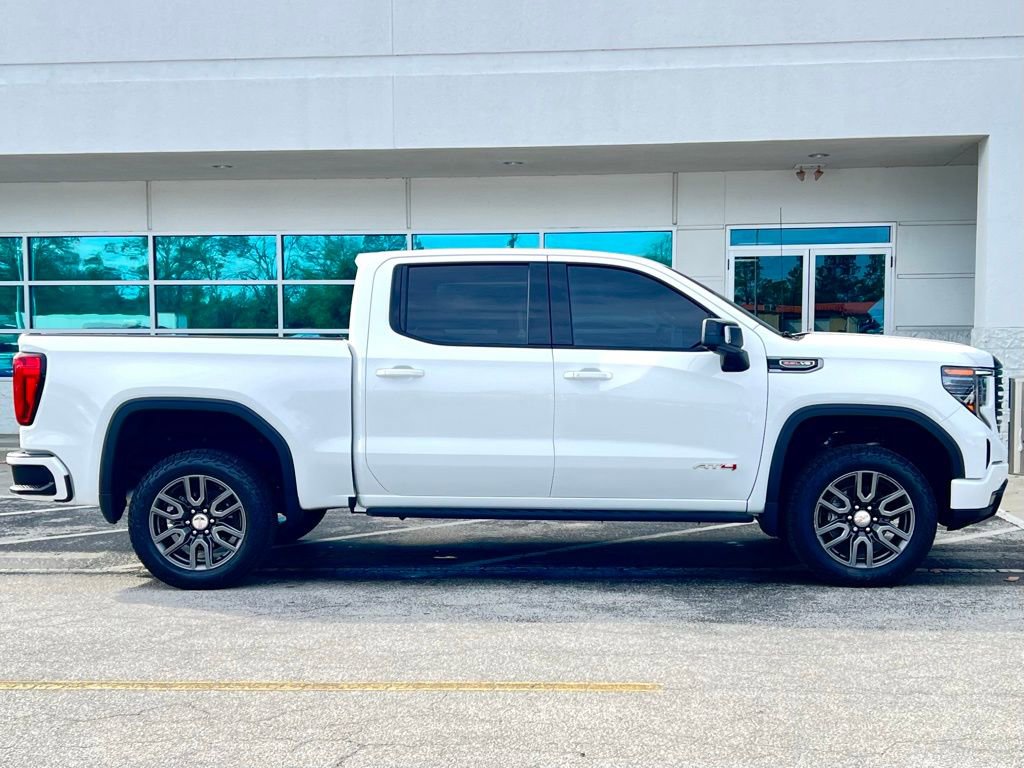 Used 2022 GMC Sierra 1500 AT4 w/ AT4 Premium Package image 3